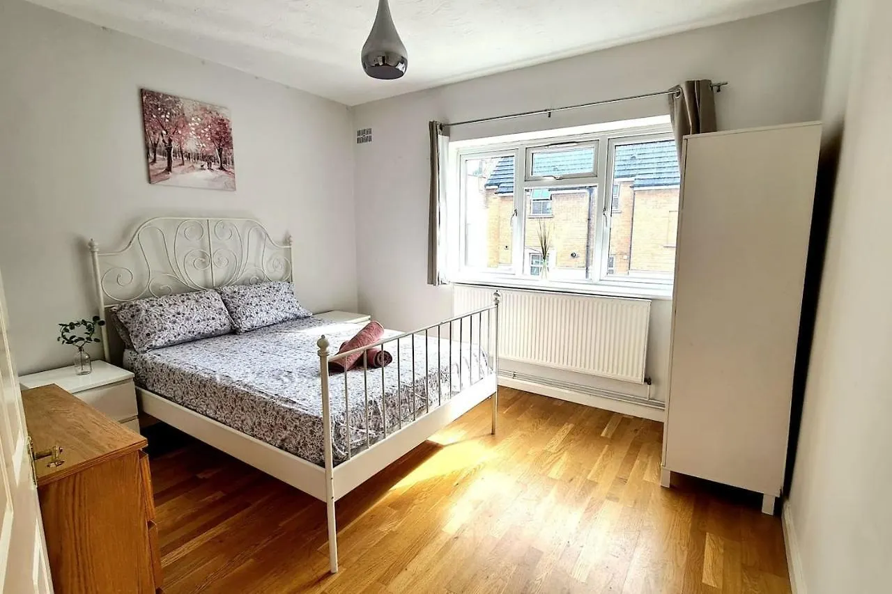 Apartment 5 Sleeper Close To Old Street/ Shoreditch London